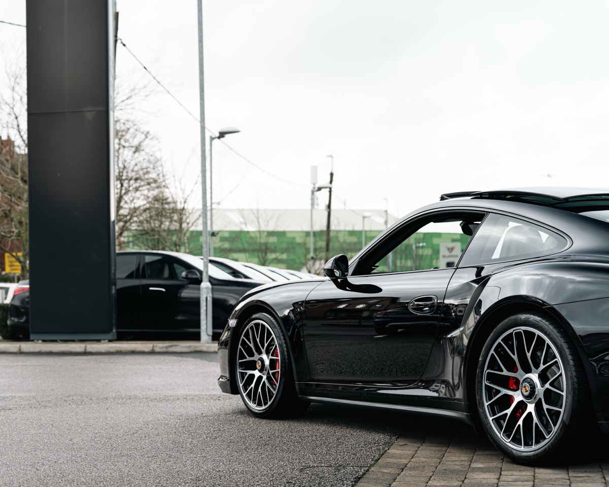 Porsche car detail photography Ireland by Kenji Media